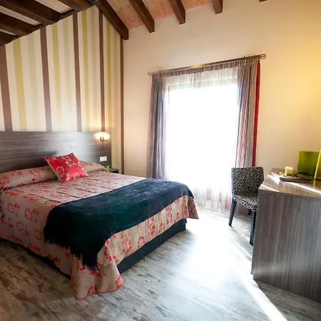 El Abuelo De La Cachava