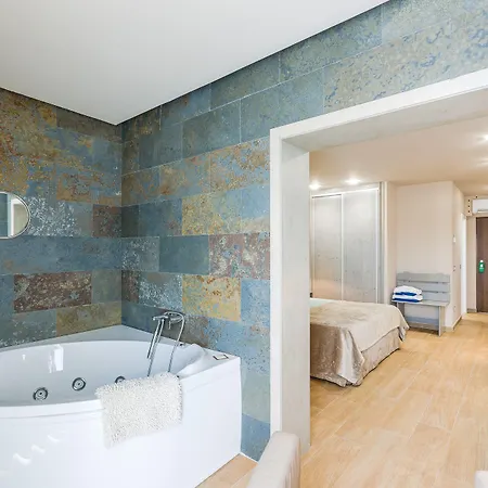 El Abuelo De La Cachava Zajazd 4*