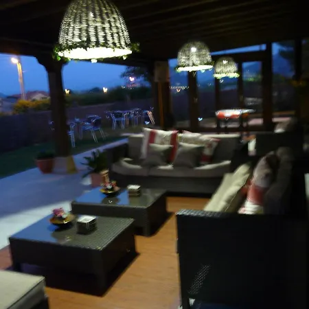 El Abuelo De La Cachava Locanda Gajano