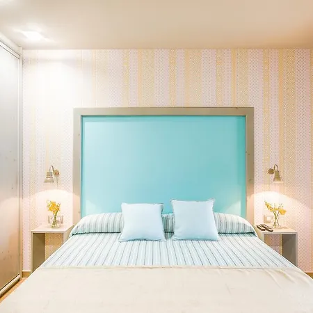 El Abuelo De La Cachava Gajano