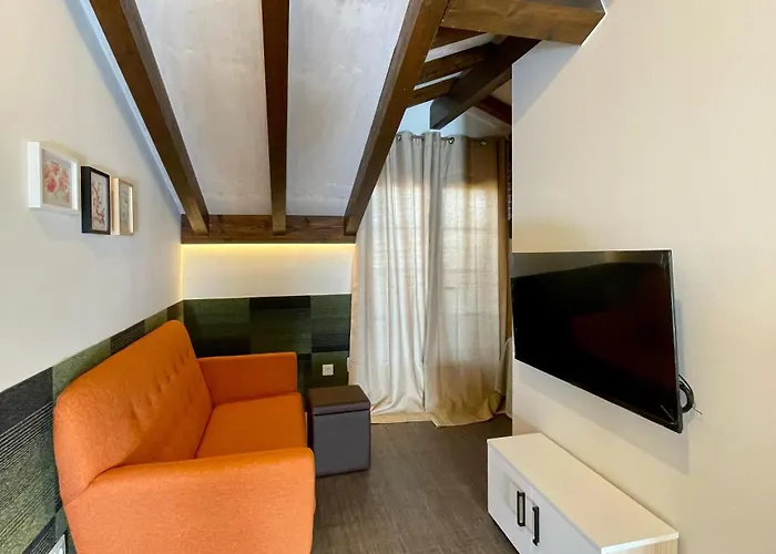 El Abuelo De La Cachava 4* Gajano